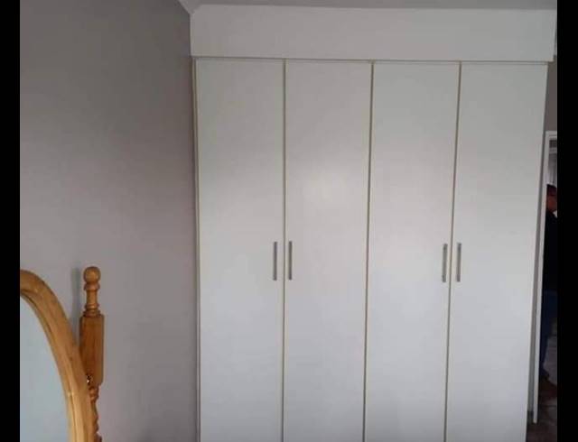 2 BEDROOM FLAT FOR SALE IN VAALPARK